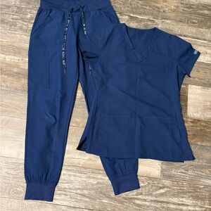 Med Couture Women's Navy Jogger Scrub Set - XS
